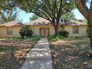841 Green Valley Drive, Abilene, TX 79601