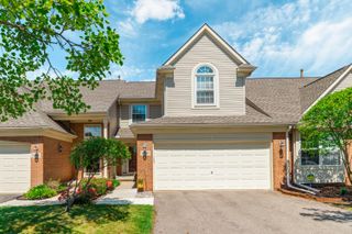 5488 Elmhurst Drive 21, Trenton City, MI 48183