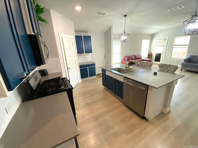 14111 Guadalupe, San Antonio, TX 78253