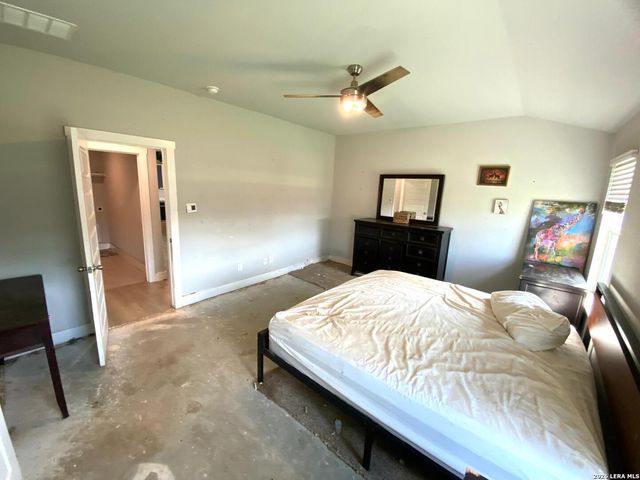 14111 Guadalupe, San Antonio, TX 78253