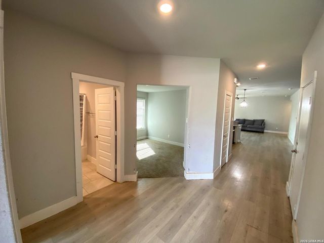 14111 Guadalupe, San Antonio, TX 78253