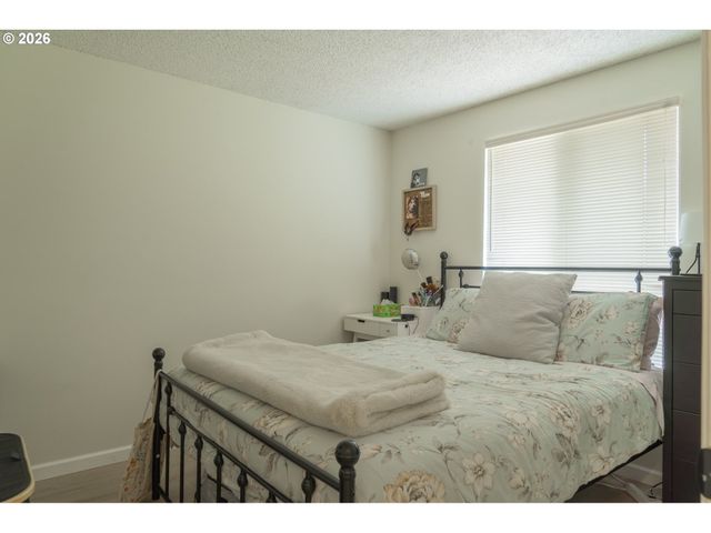 13100 Sw BUTNER Ct, Beaverton, OR 97005