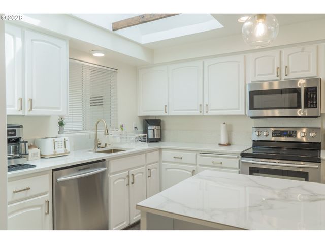 13100 Sw BUTNER Ct, Beaverton, OR 97005