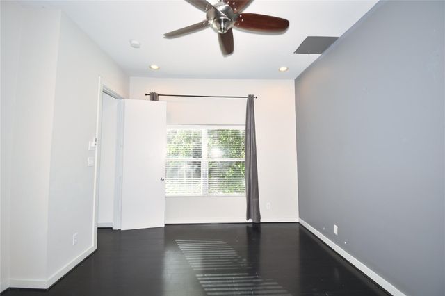 207 Pierce Street 201, Houston, TX 77002