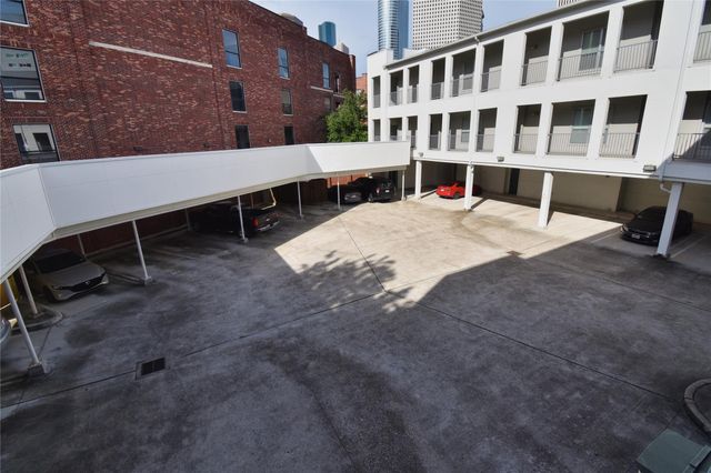 207 Pierce Street 201, Houston, TX 77002