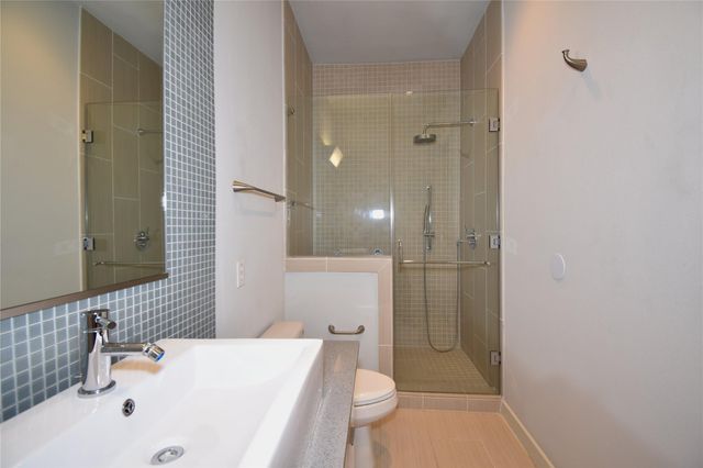 207 Pierce Street 201, Houston, TX 77002