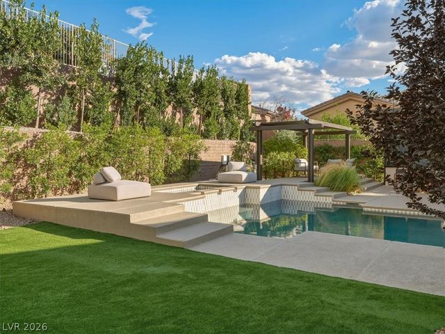4 El Macero Court, Henderson, NV 89052