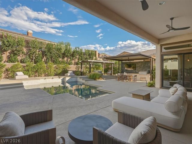 4 El Macero Court, Henderson, NV 89052