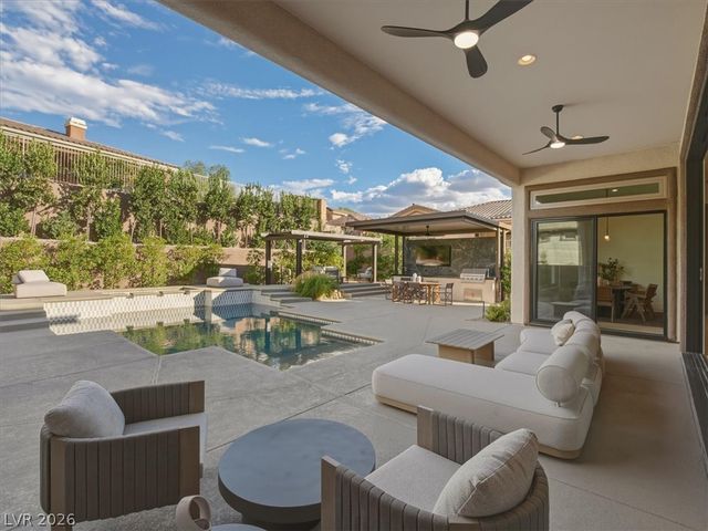 4 El Macero Court, Henderson, NV 89052