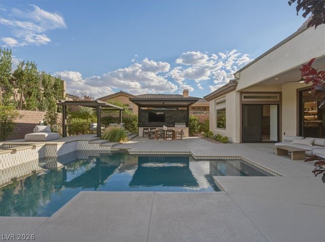 4 El Macero Court, Henderson, NV 89052