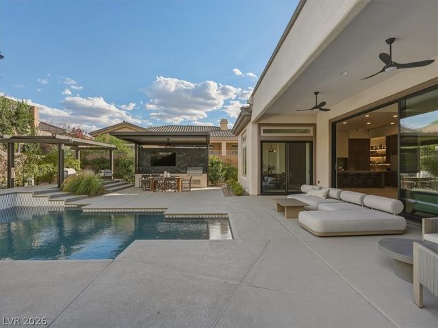 4 El Macero Court, Henderson, NV 89052