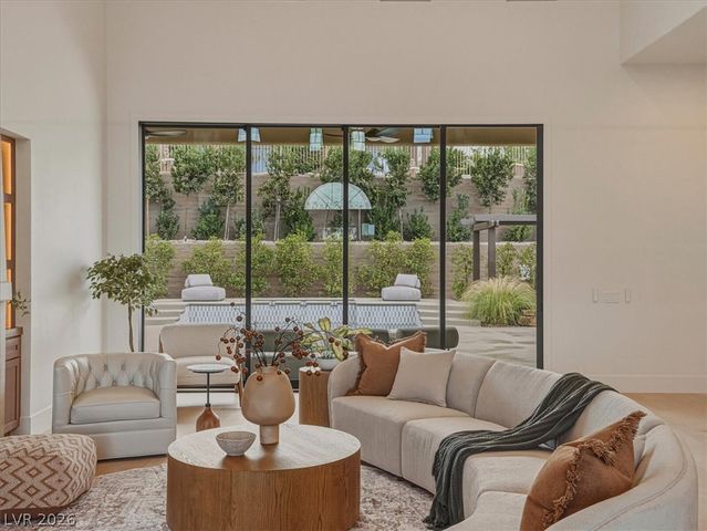 4 El Macero Court, Henderson, NV 89052
