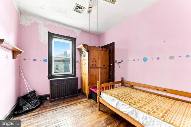 2116 W PASSYUNK AVE, Philadelphia, PA 19145