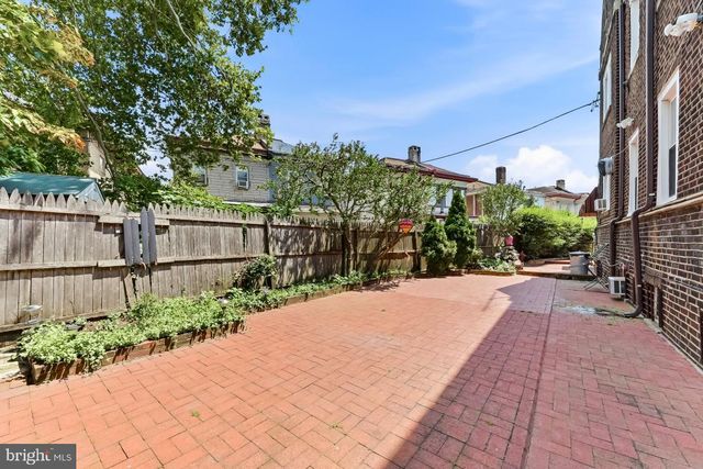 2116 W PASSYUNK AVE, Philadelphia, PA 19145