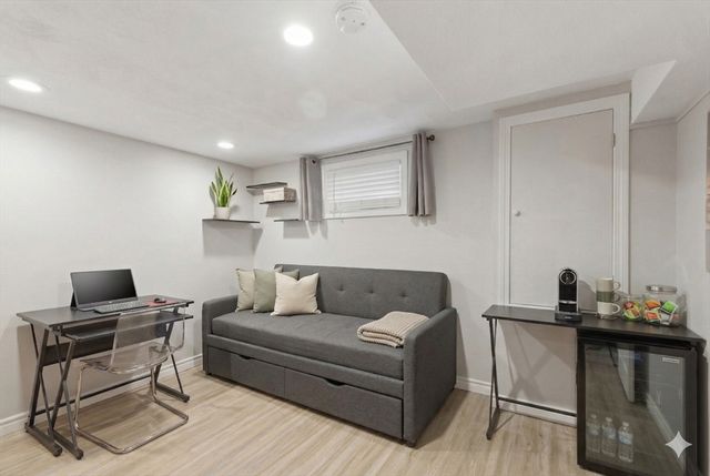 7 Paulette Dr, Danvers, MA 01923