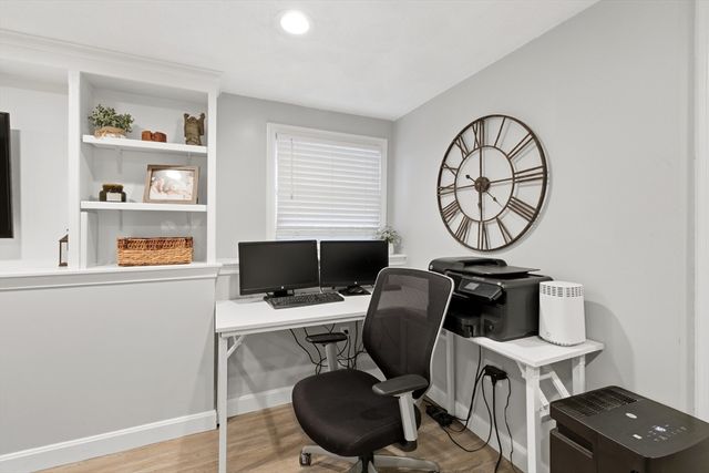 7 Paulette Dr, Danvers, MA 01923