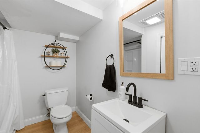 7 Paulette Dr, Danvers, MA 01923