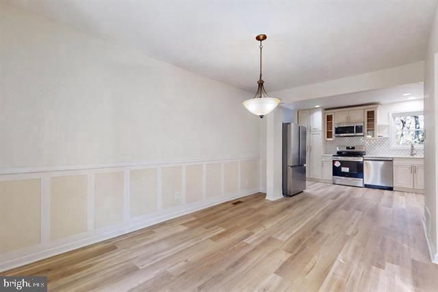6 ENGLISH LN, Egg Harbor Township, NJ 08234
