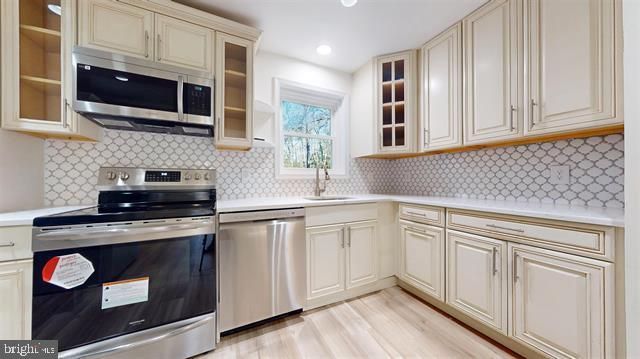 6 ENGLISH LN, Egg Harbor Township, NJ 08234