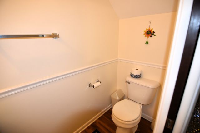 7734 Woodward Avenue 5, Woodridge, IL 60517