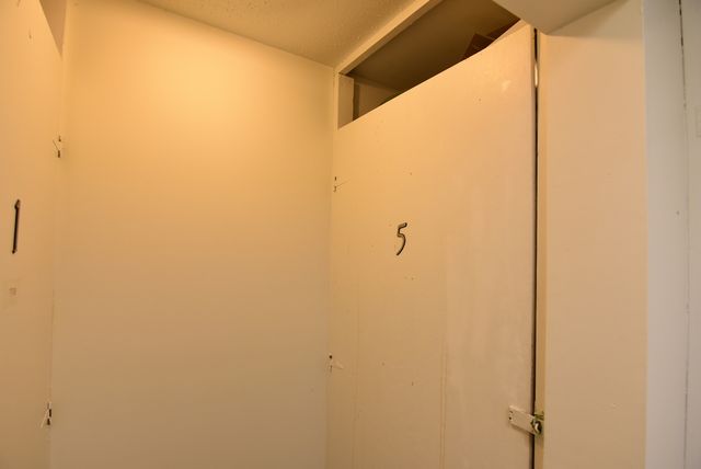 7734 Woodward Avenue 5, Woodridge, IL 60517