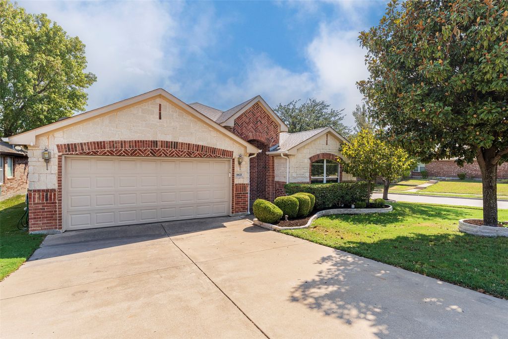 6633 Chalk River Drive, Fort Worth, TX 76179 — photo 2