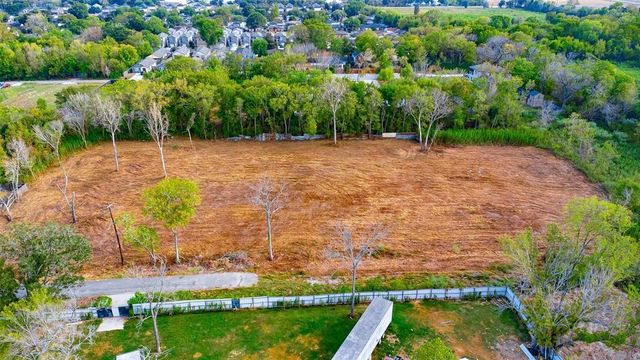 8888 Freeland, Houston, TX 77075