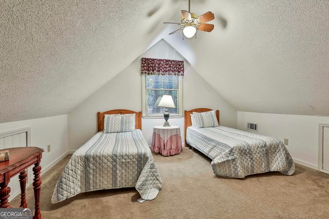 106 Chalet Circle, Pine Mountain, GA 31822