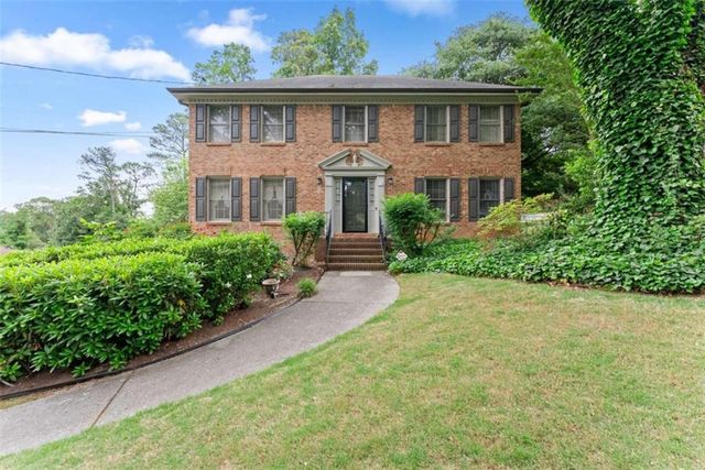 2272 Westridge Drive, Snellville, GA 30078