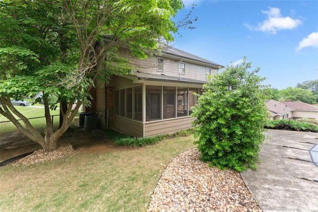 2272 Westridge Drive, Snellville, GA 30078