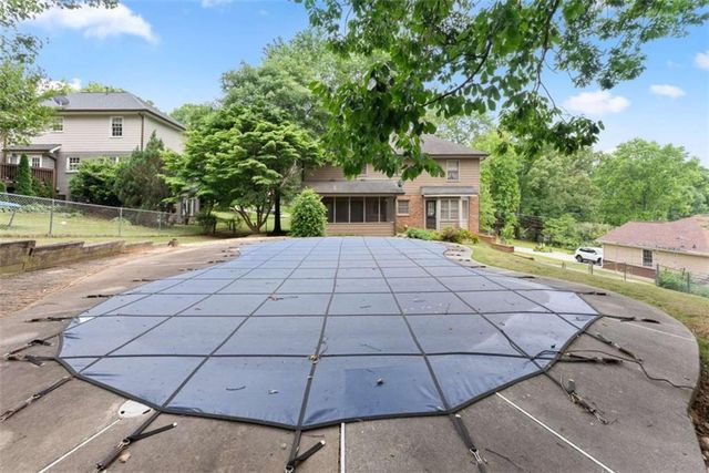 2272 Westridge Drive, Snellville, GA 30078