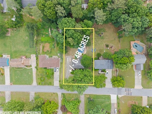 2272 Westridge Drive, Snellville, GA 30078