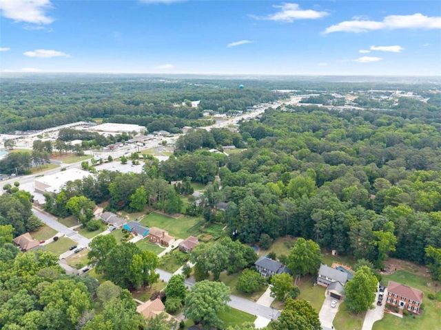 2272 Westridge Drive, Snellville, GA 30078