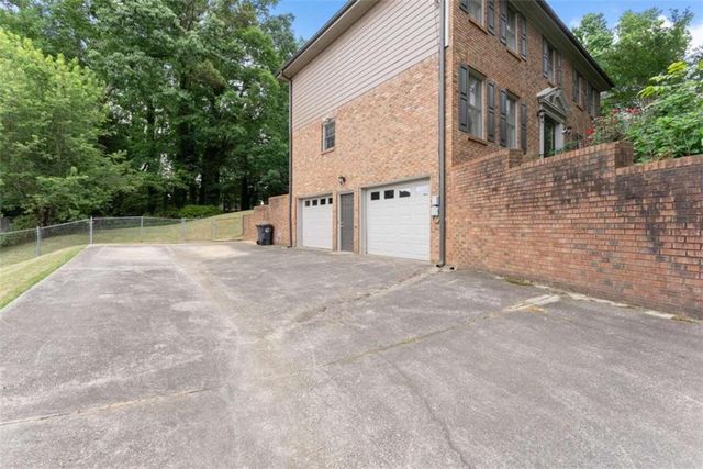 2272 Westridge Drive, Snellville, GA 30078