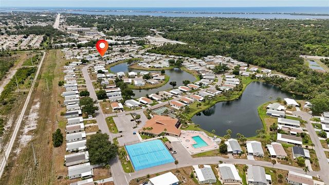 713 TANGERINE WOODS BOULEVARD, Englewood, FL 34223