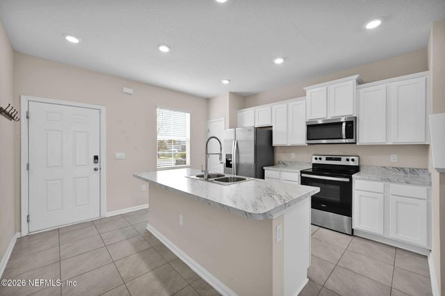 2888 BLACK BUCK Circle, Jacksonville, FL 32225