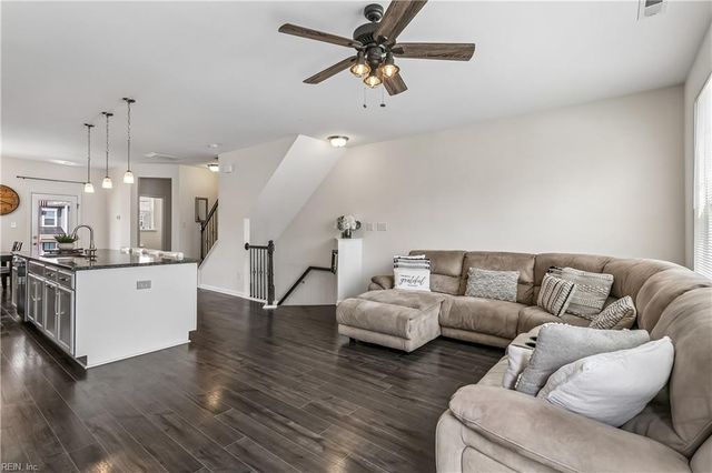 8426 Gayle LN, Toano, VA 23168