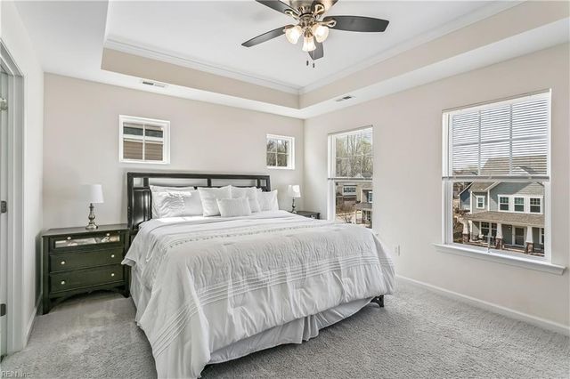 8426 Gayle LN, Toano, VA 23168