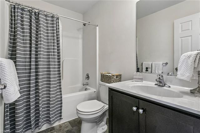 8426 Gayle LN, Toano, VA 23168