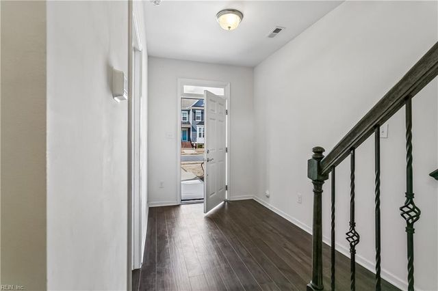 8426 Gayle LN, Toano, VA 23168