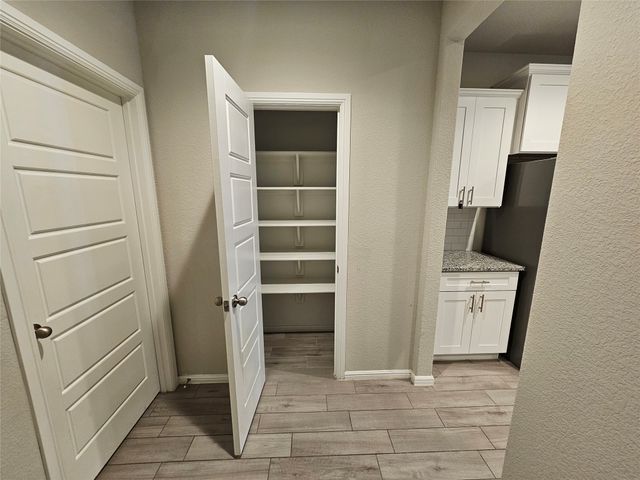 6737 Windfall Drive, Fort Worth, TX 76135