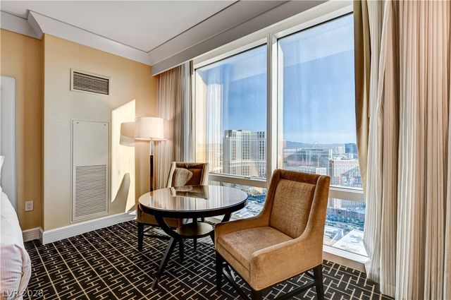 2000 North Fashion Show Drive 5002, Las Vegas, NV 89109