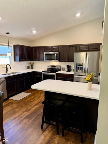 1502 NE Santee Drive, Greensburg, IN 47240