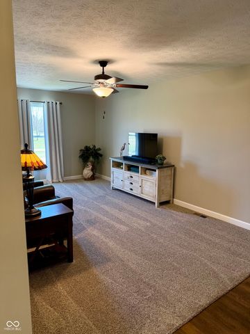 1502 NE Santee Drive, Greensburg, IN 47240