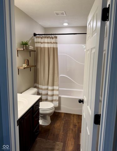 1502 NE Santee Drive, Greensburg, IN 47240