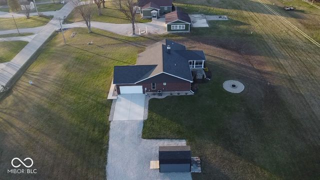 1502 NE Santee Drive, Greensburg, IN 47240