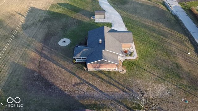 1502 NE Santee Drive, Greensburg, IN 47240