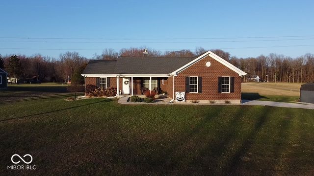 1502 NE Santee Drive, Greensburg, IN 47240