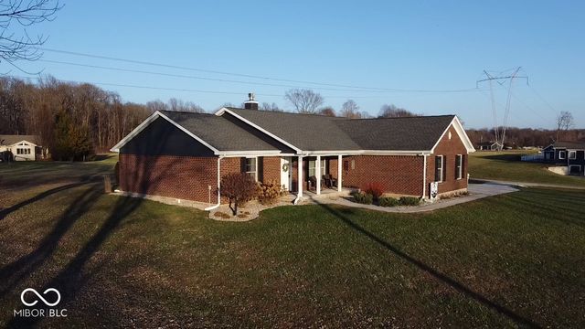 1502 NE Santee Drive, Greensburg, IN 47240