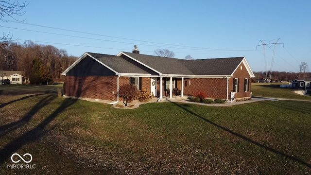 1502 NE Santee Drive, Greensburg, IN 47240